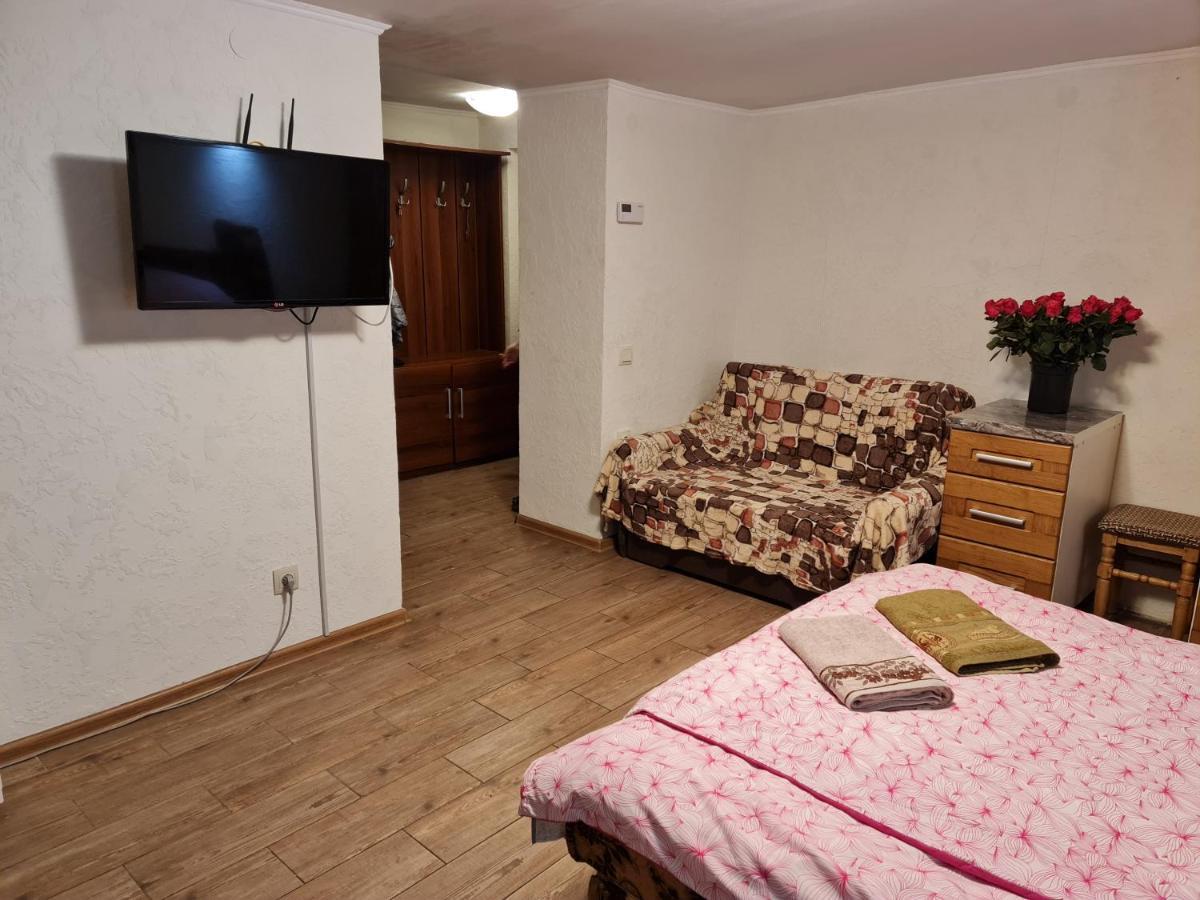 Студіо На Кoновальця Daire Lviv Dış mekan fotoğraf