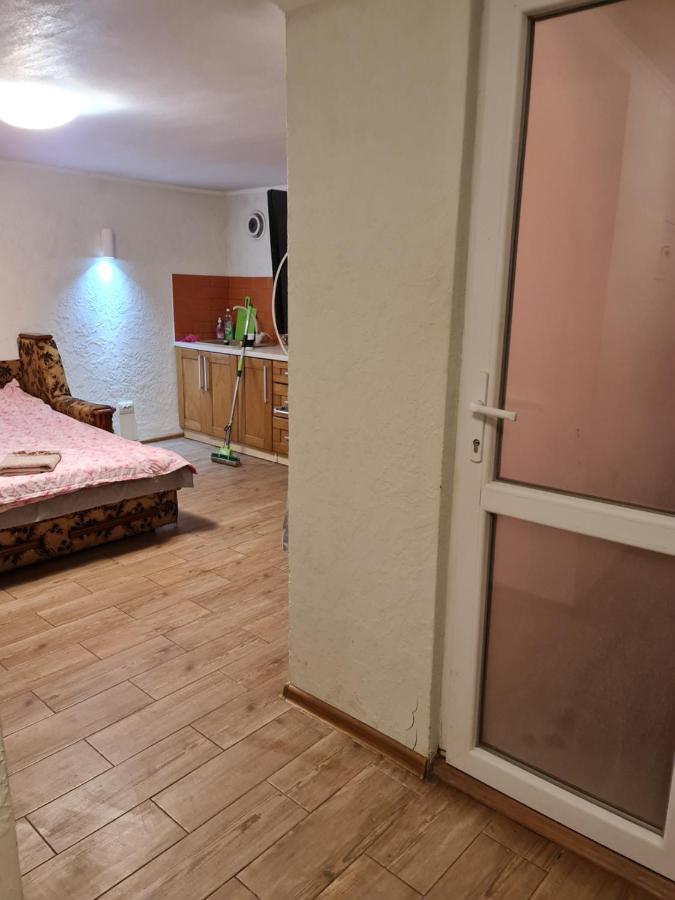 Студіо На Кoновальця Daire Lviv Dış mekan fotoğraf